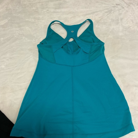 Lululemon Athletica Black Joggers and Aqua Racerback - Picture 3 of 12